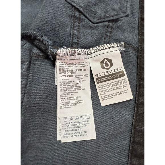 Levi's Women Slim Fit Original Trucker Jeans Jacket Inside Pockets Black sz S - Picture 11 of 12